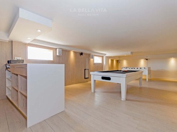 Sensational Luxury property for sale in Campoamor, Orihuela Costa with Private Pool and sea view