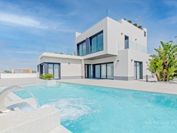 Sensational Luxury property for sale in Campoamor, Orihuela Costa with Private Pool and sea view