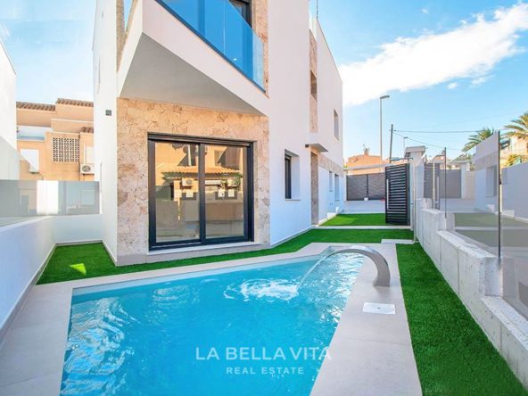 Modern Villa close to the beach for sale in La Mata, Torrevieja