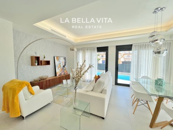 Villa for sale in La Marina Oasis San Fulgencio