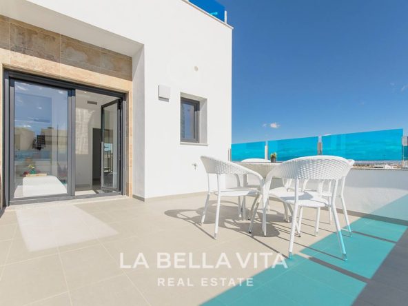 New build villas with private pool for sale in Benijofar Alicante terrace