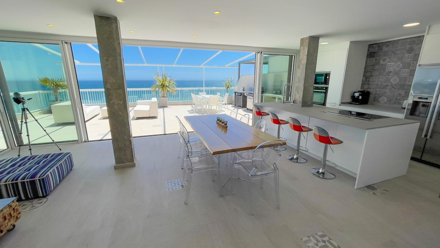 Luxury First line beach Penthouse for sale in Santa Pola, Alicante salon