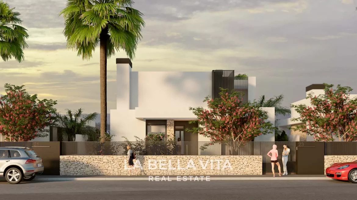 Luxury front-line golf New Build Property for sale in La Finca Resort, Algorfa, Costa Blanca, Spain