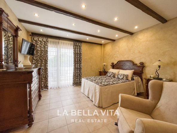 Luxury country house for sale in Dolores, Alicante, Spain