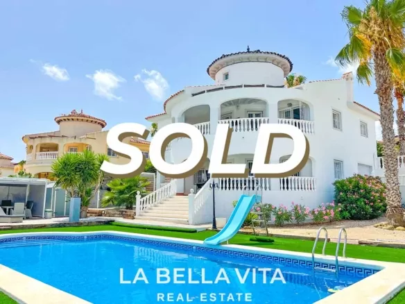 Luxury independent property in Algorfa sold