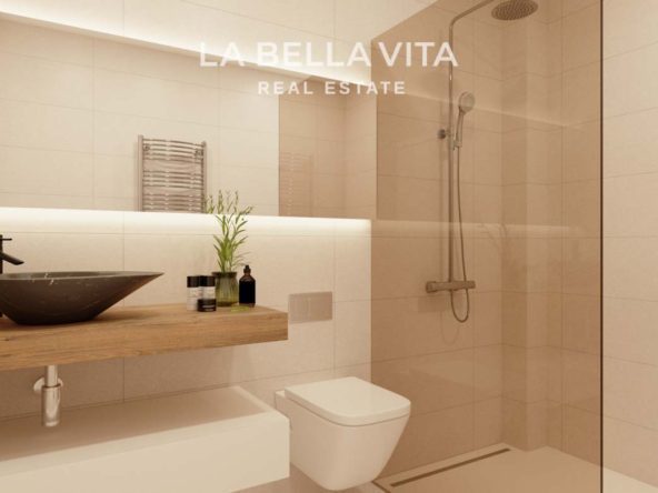 Semi-detached properties for sale on golf resort Font del Llop in Alicante, Spain bathroom