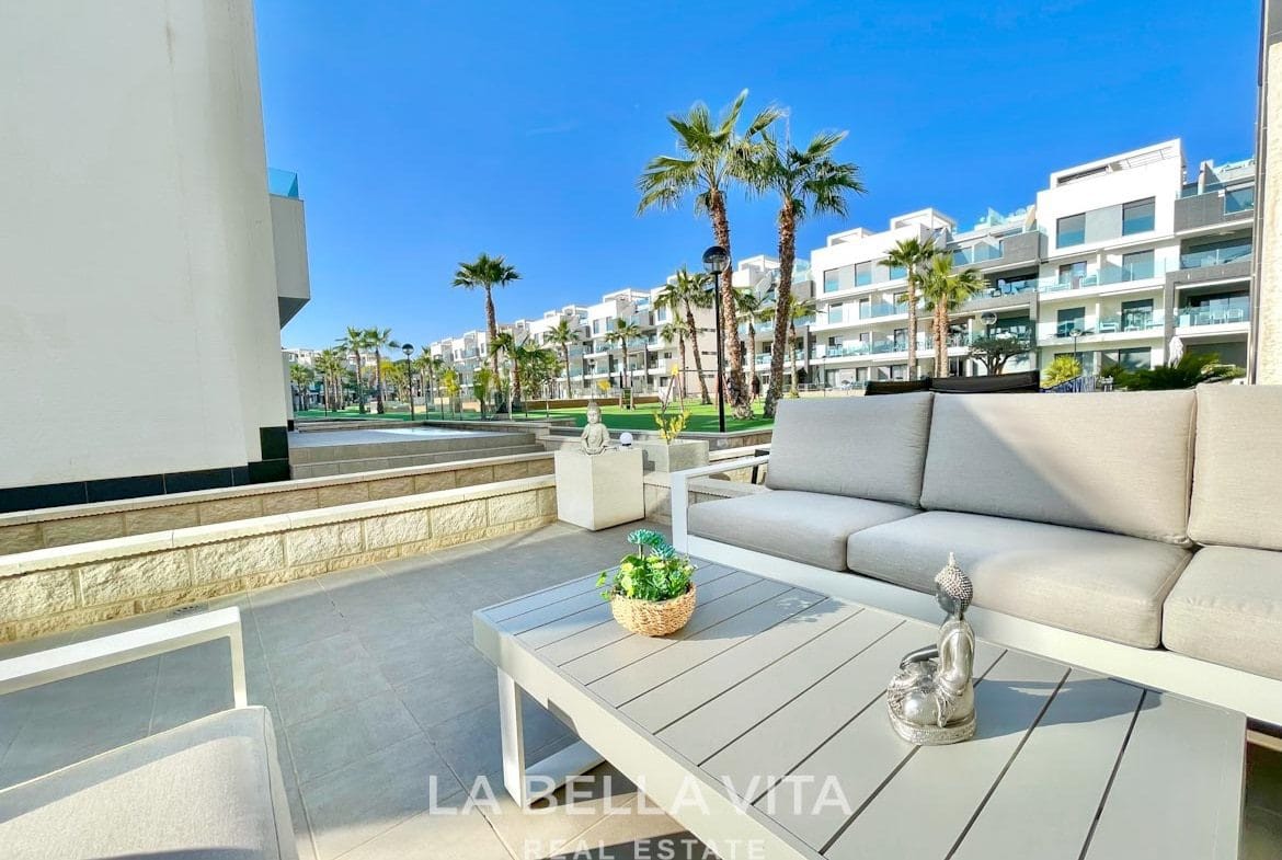 RESALE! Fantastic ground floor apartment for sale in El Raso, residential Oasis Beach XII, Guardamar del Segura, Alicante