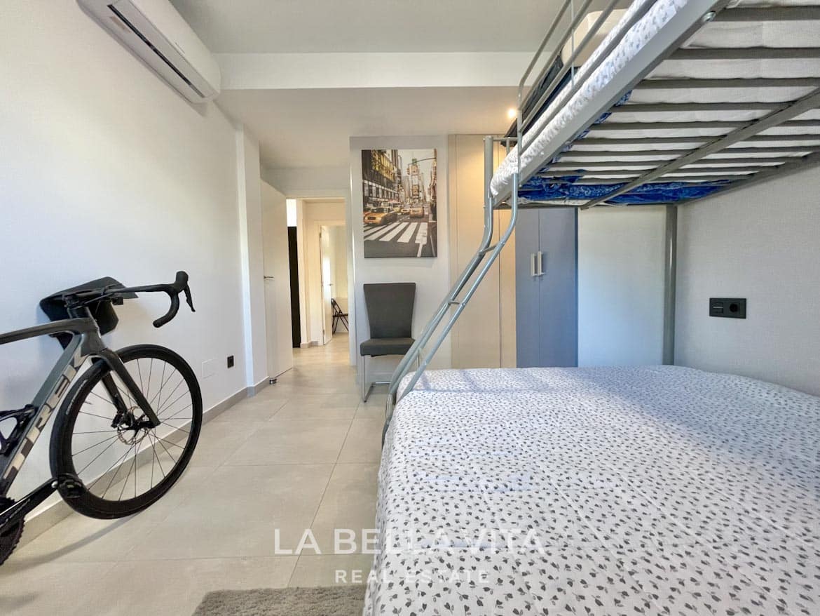 RESALE! Fantastic ground floor apartment for sale in El Raso, residential Oasis Beach XII, Guardamar del Segura, Alicante