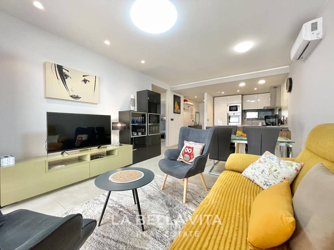RESALE! Fantastic ground floor apartment for sale in El Raso, residential Oasis Beach XII, Guardamar del Segura, Alicante