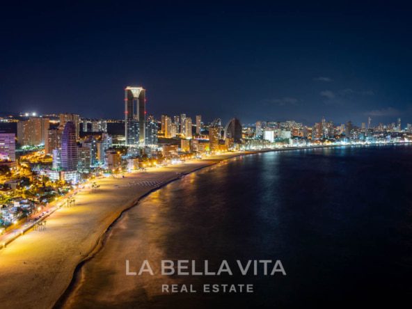 Luxury Penthouse for sale in INTEMPO Sky Resort, Benidorm, Alicante, Spain