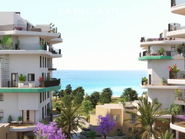 Luxury beach properties with sea view for sale in Villajoyosa, Costa Blanca North