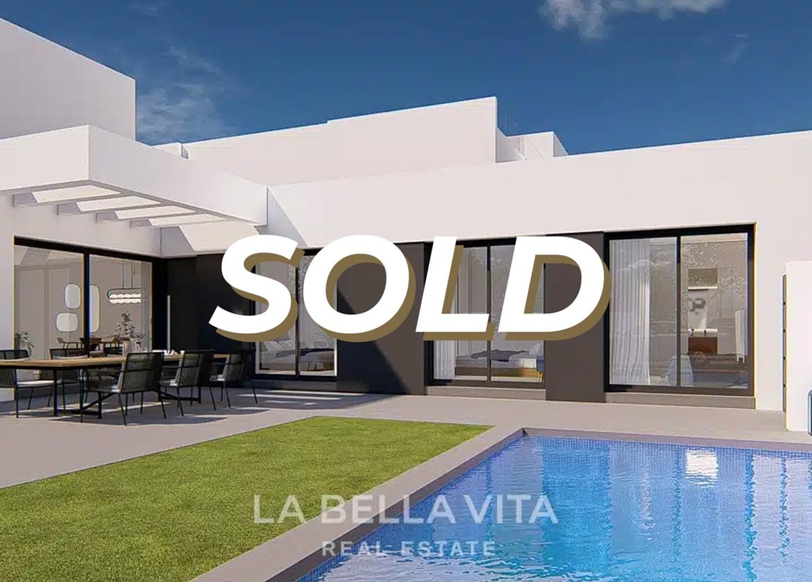 New-Build-One-Storey-Villa-with-private-pool-for-sale-in-Formentera-del-Segura,-Alicante,-Spain