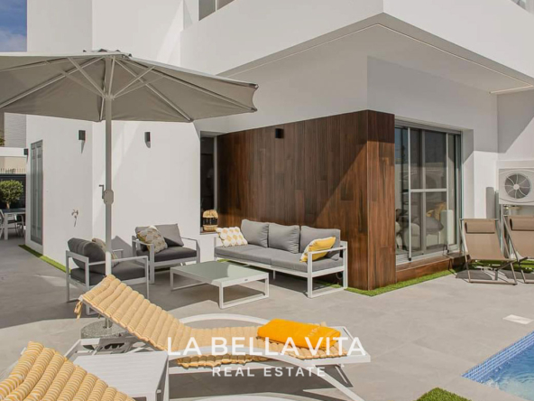 New Build Properties with private pool for sale in San Fulgencio, Alicante, Spain