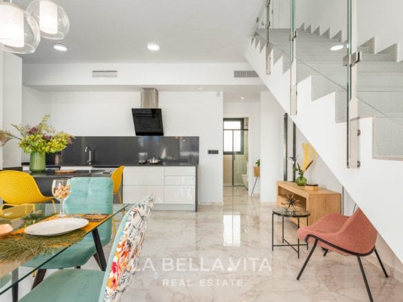 New Build properties with private pool for sale in Benijofar, Alicante, Spain