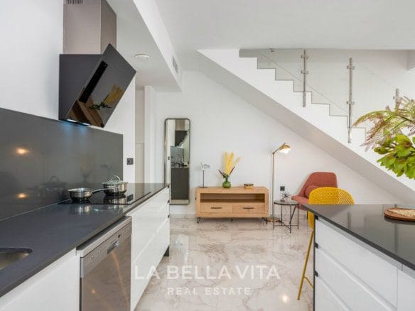 New Build properties with private pool for sale in Benijofar, Alicante, Spain