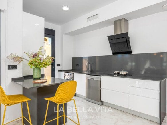 New Build properties with private pool for sale in Benijofar, Alicante, Spain