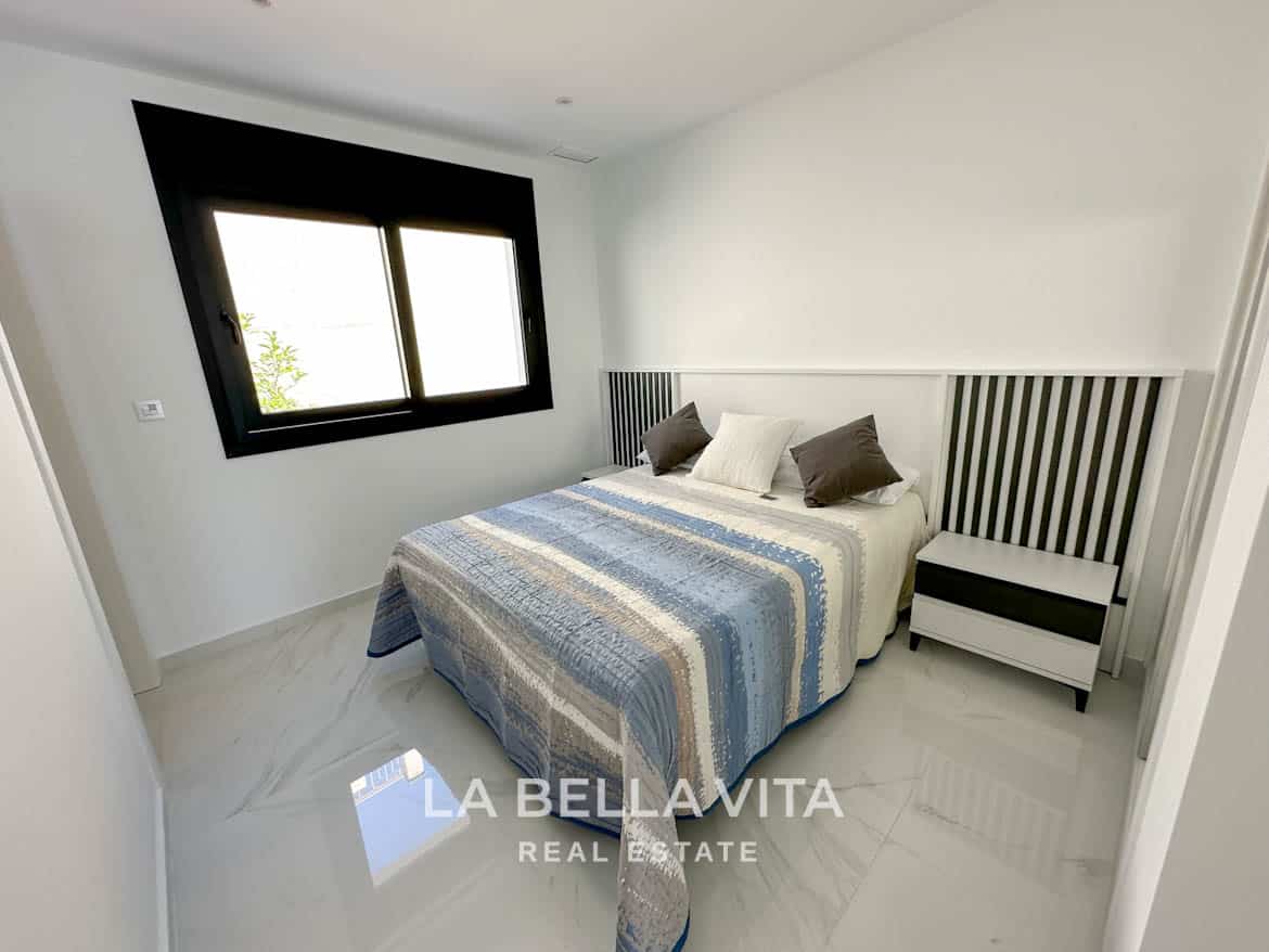 New Build Detached Properties for sale in La Marina Urbanisation, Alicante