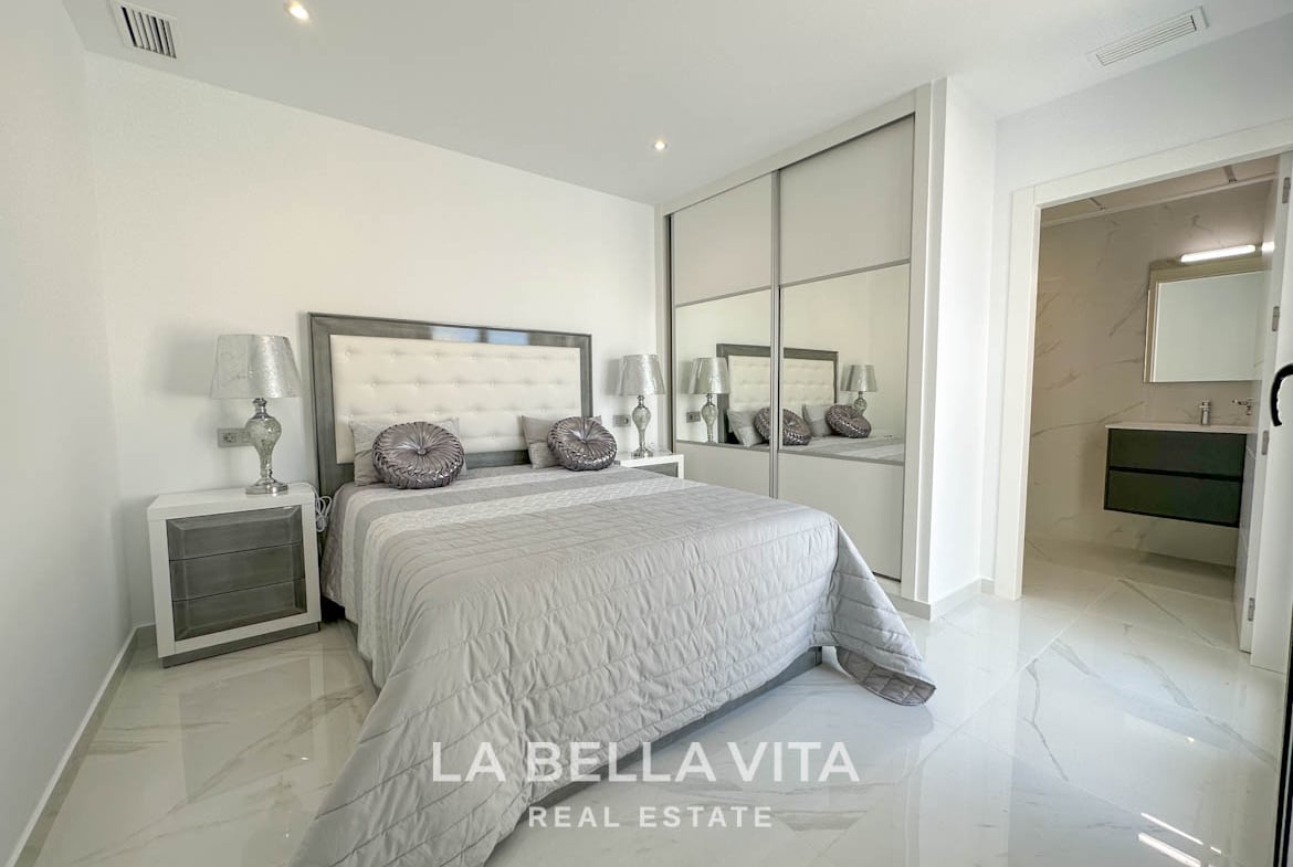 New Build Detached Properties for sale in La Marina Urbanisation, Alicante