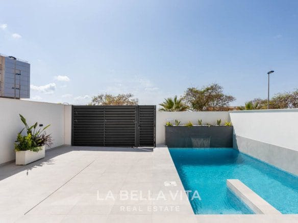 New build villas with private pool for sale in Benijofar, Costa Blanca, Spain