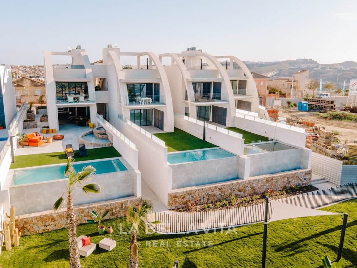 Luxury New Build apartments with panoramic views for sale in Rojales