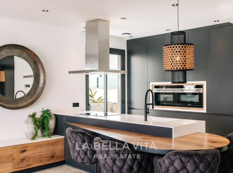 Luxury New Build apartments with panoramic views for sale in Rojales