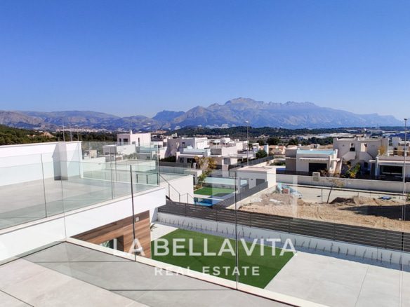 New Build House with private pool for sale in Polop de la Marina