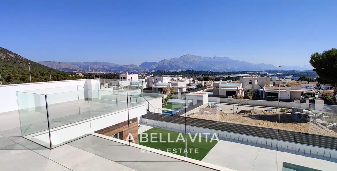 New Build House with private pool for sale in Polop de la Marina