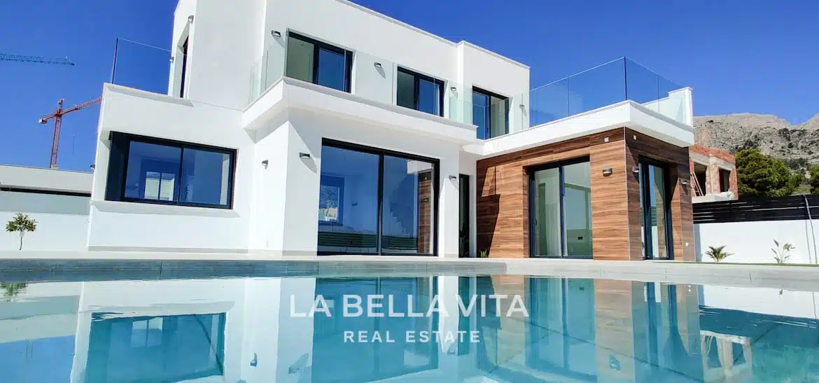 New Build House with private pool for sale in Polop de la Marina