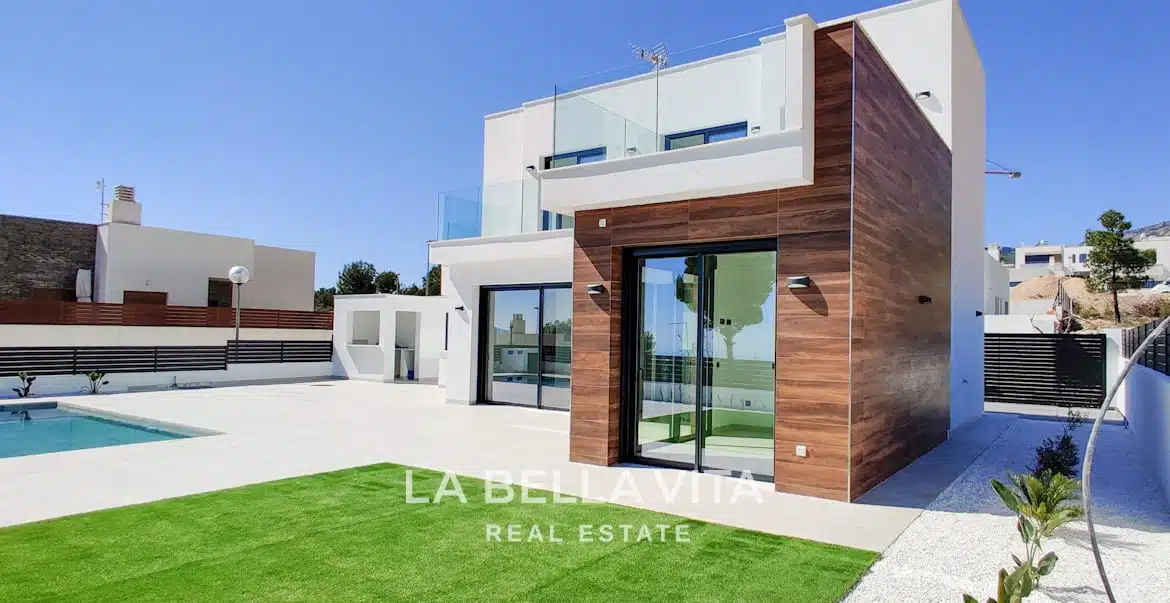 New Build House with private pool for sale in Polop de la Marina