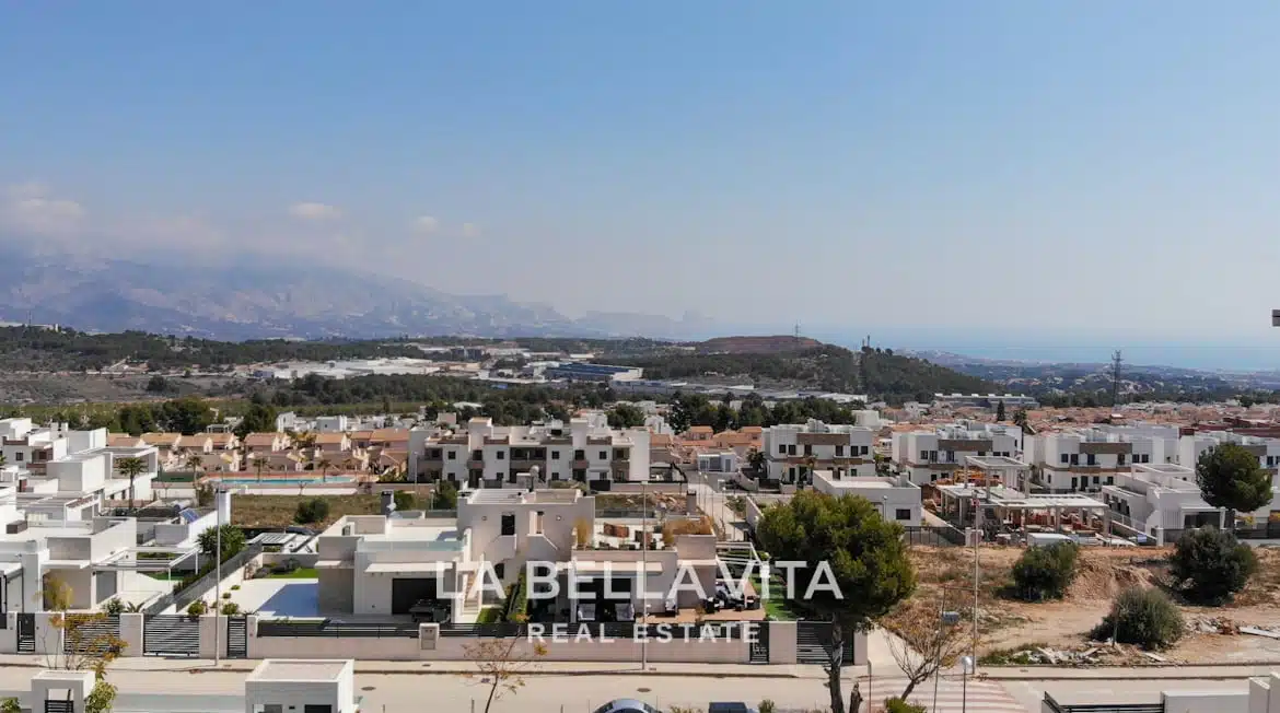 New Build House with private pool for sale in Polop de la Marina