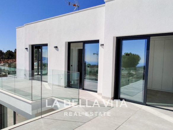 New Build House with private pool for sale in Polop de la Marina