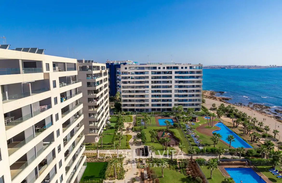 New Build frontline beach Apartments with sea view for sale in Punta Prima, Orihuela Costa