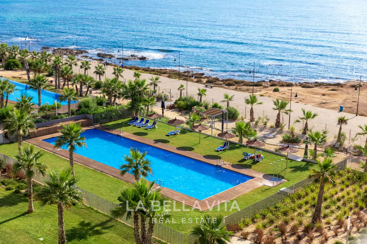 New Build frontline beach Apartments with sea view for sale in Punta Prima, Orihuela Costa