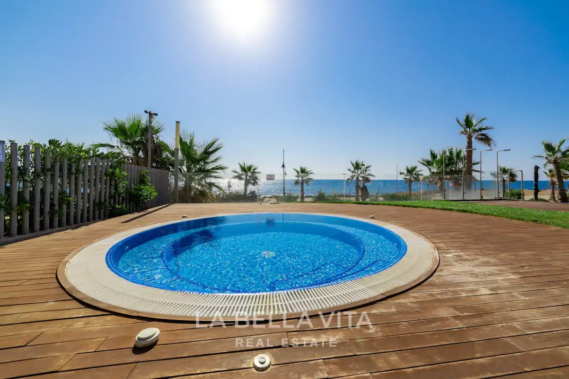 New Build frontline beach Apartments with sea view for sale in Punta Prima, Orihuela Costa