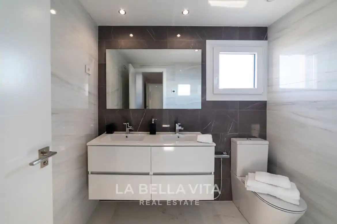 New Build frontline beach Apartments with sea view for sale in Punta Prima, Orihuela Costa