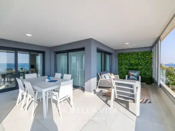 New Build frontline beach Apartments with sea view for sale in Punta Prima, Orihuela Costa