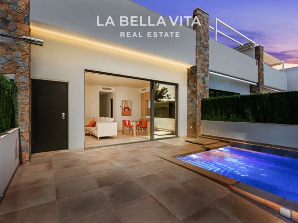 New Build key ready property with private pool for sale in Pilar de la Horadada, Alicante, Spain