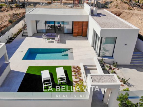 New Build one level properties with private pool for sale in Polop de la Marina
