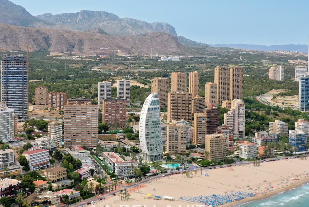 Luxury Frontline Beach Apartments with Breathtaking Sea Views for sale in Delfin Tower, Benidorm, Alicante