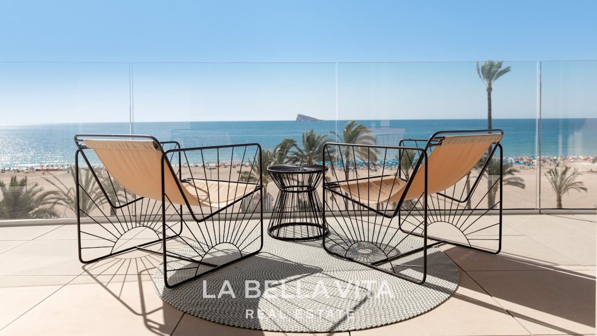 Luxury Frontline Beach Apartments with Breathtaking Sea Views for sale in Delfin Tower, Benidorm, Alicante