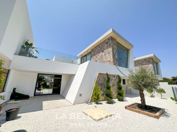 Luxury Frontline Golf property for sale in La Marquesa, Ciudad Quesada