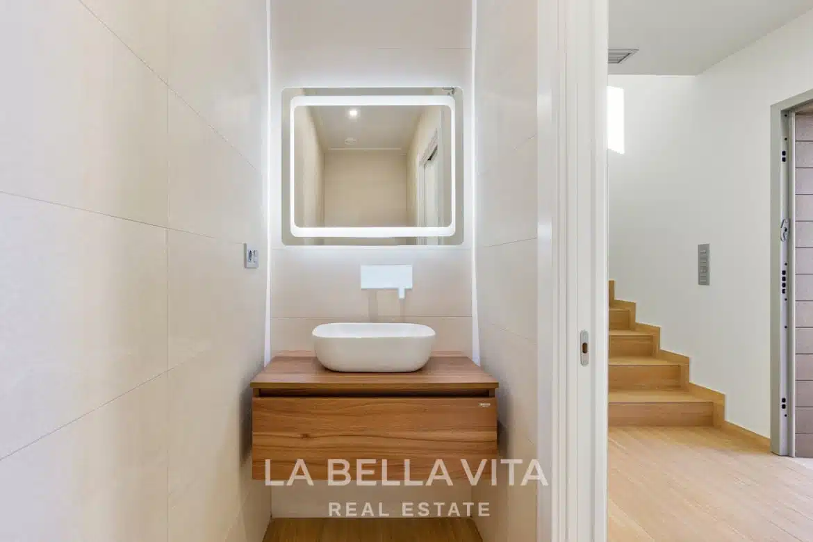 Luxury independent Property with private pool for sale in Benijofar, Rojales