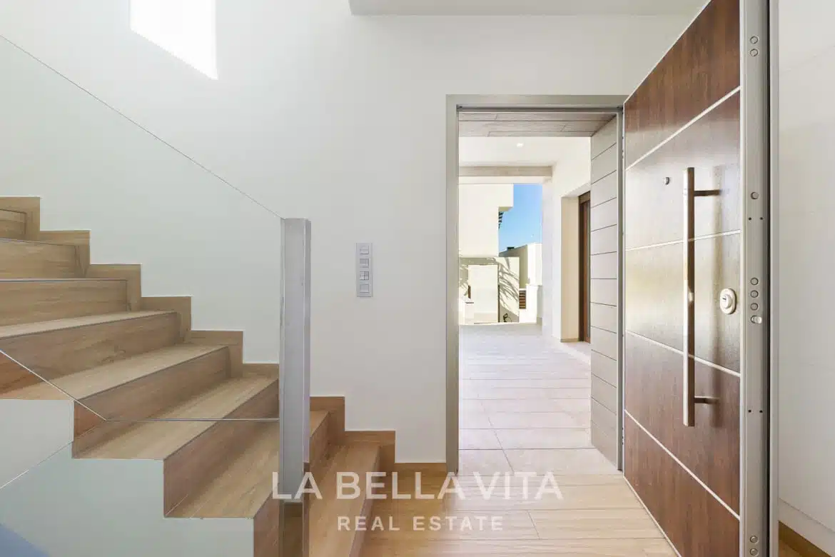 Luxury independent Property with private pool for sale in Benijofar, Rojales