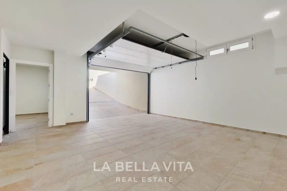 Luxury independent Property with private pool for sale in Benijofar, Rojales