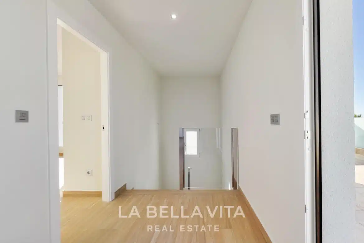 Luxury independent Property with private pool for sale in Benijofar, Rojales