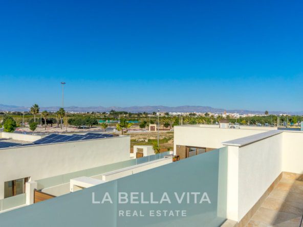 Luxury independent Property with private pool for sale in Benijofar, Rojales