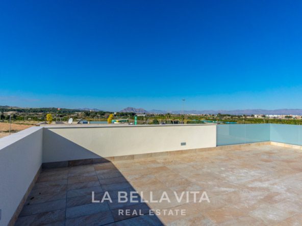 Luxury independent Property with private pool for sale in Benijofar, Rojales