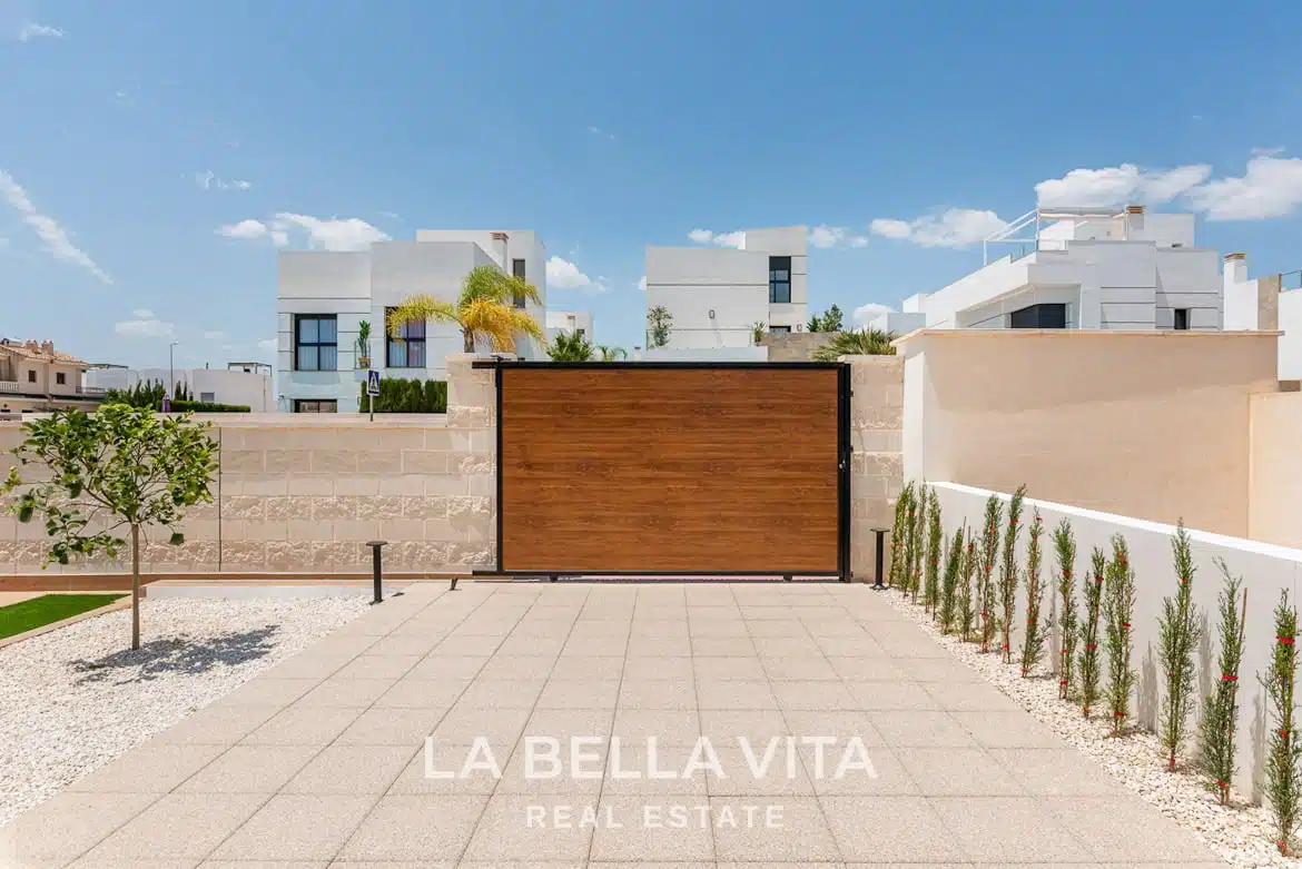 Excellent Luxury new build Property with Private Pool for sale, Ciudad Quesada, Alicante