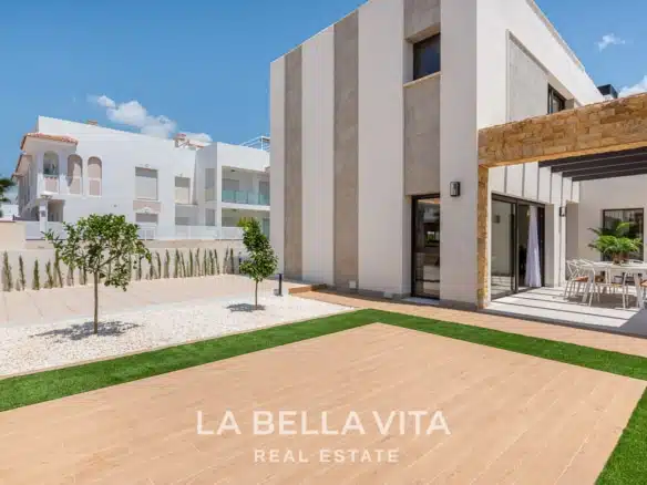 Excellent Luxury new build Property with Private Pool for sale, Ciudad Quesada, Alicante