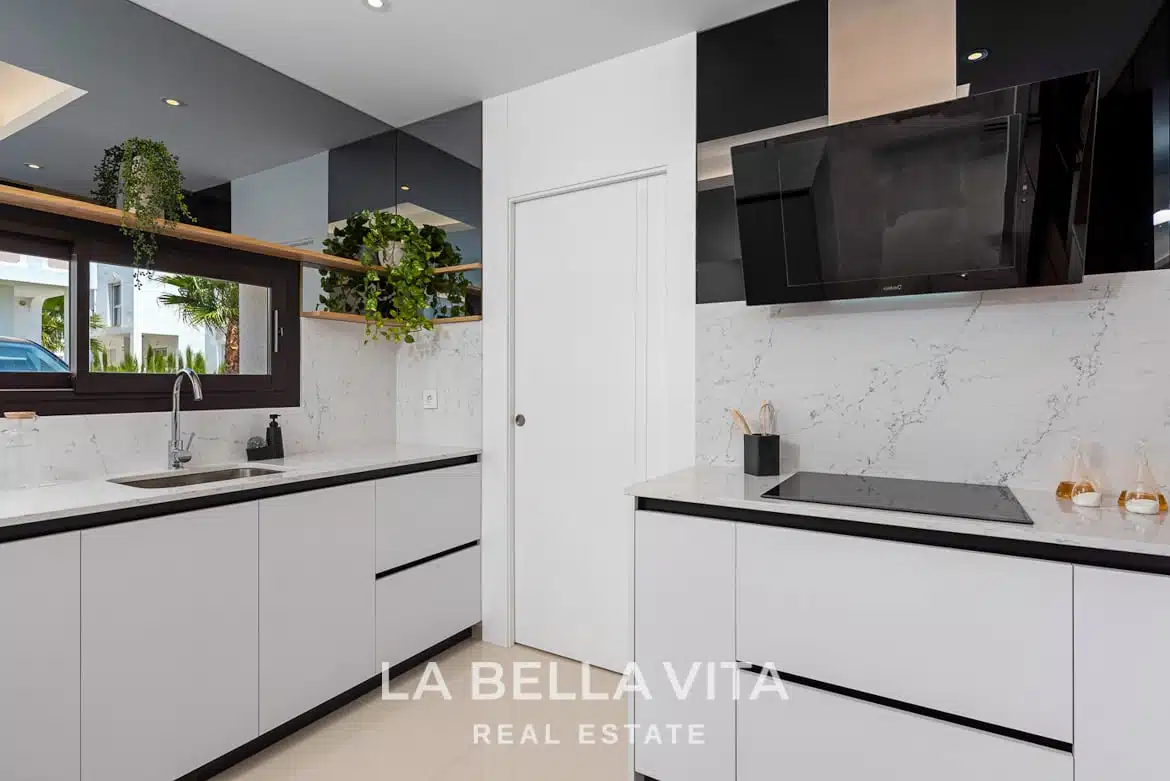 Excellent Luxury new build Property with Private Pool for sale, Ciudad Quesada, Alicante
